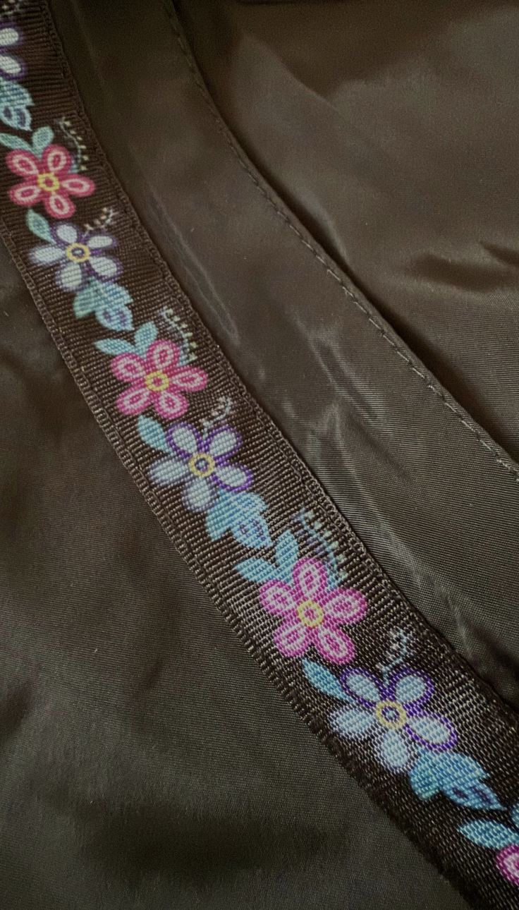 Lightweight Auntie's Beads Jacket